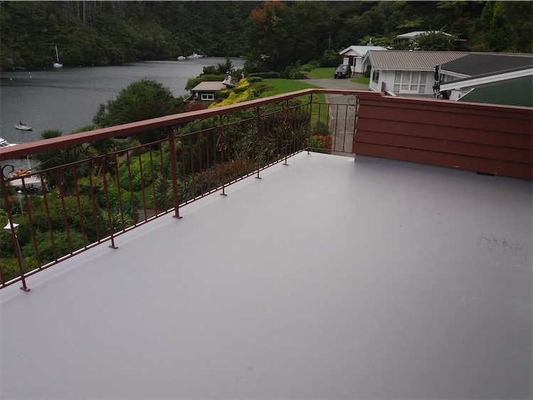 Deck waterproofed with TPO rubber membrane